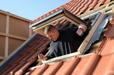 Pose de fenêtres de toit Velux à Lieoux